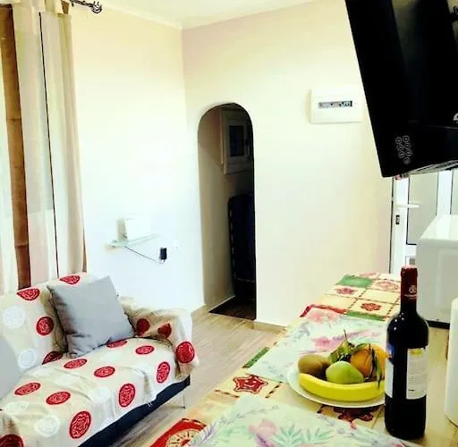 Ariadni's 3 Appartement